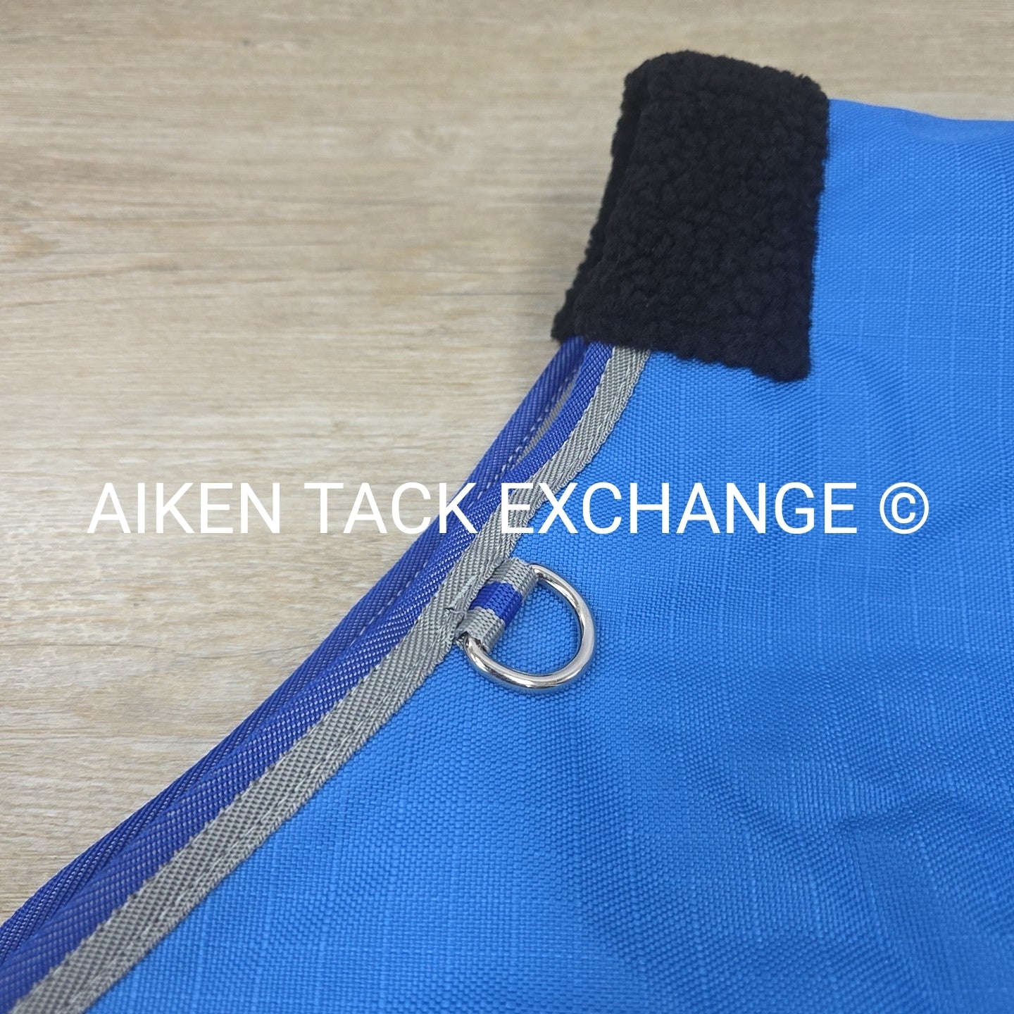 Schneiders Dura-Tech Viking Pony Medium Weight Turnout with Neck Cover, 64"