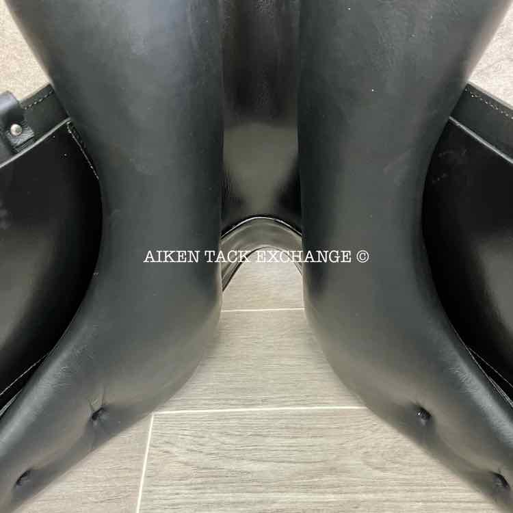 **On Trial** 2022 Prestige Lucky Idol Dressage Saddle, 16" Seat, Short Flap, 33 Tree - Medium, Wool Flocked Panels