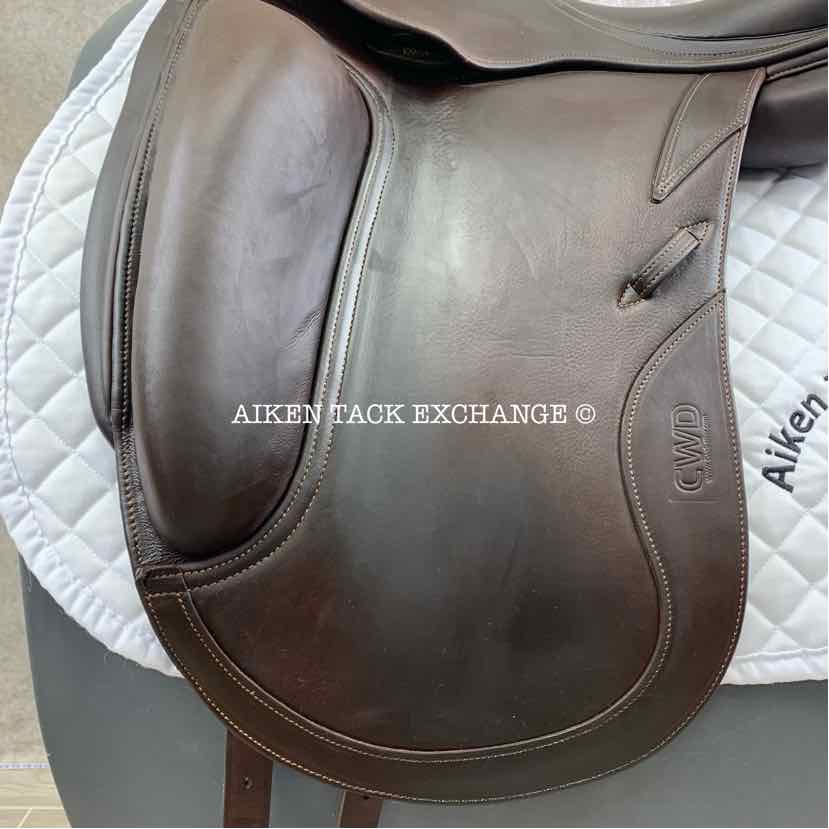 **SOLD** 2010 CWD SE05 Monoflap Dressage Saddle, 18" Seat, 4L Flap, Wide Tree, Foam Panels, Buffalo Leather