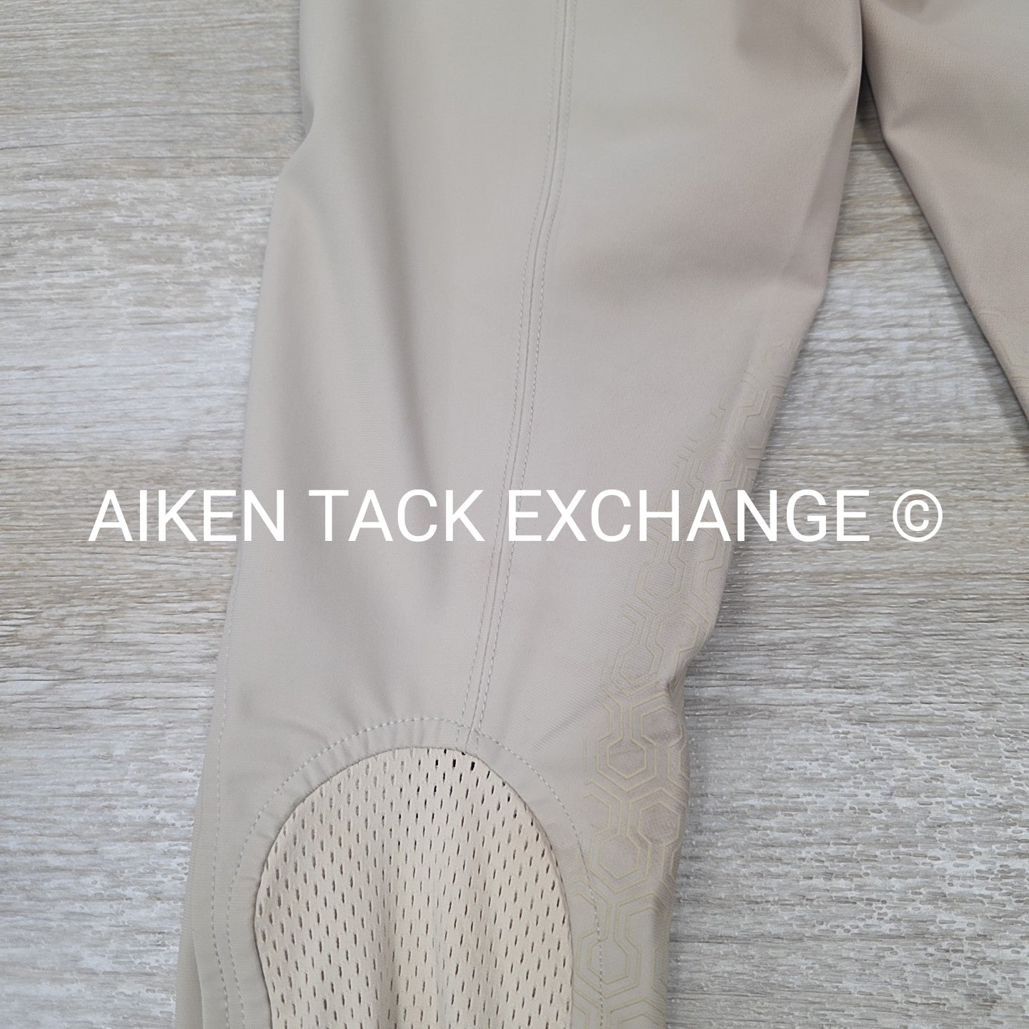 Ariat Tri Factor Silicone Grip Knee Patch Breeches, Size 22 R
