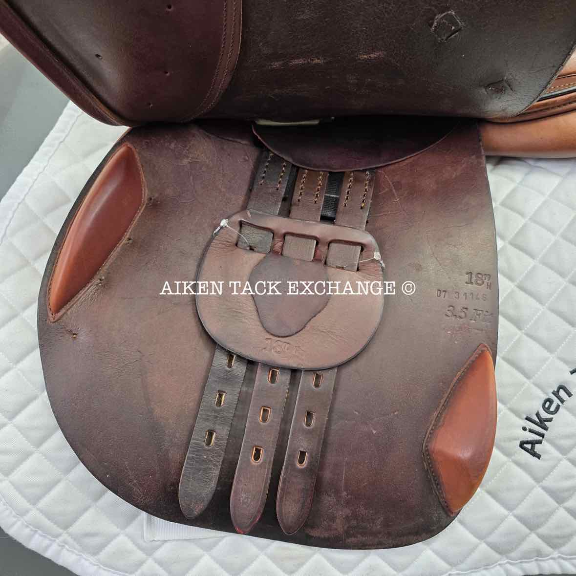 2007 Circuit by Dover Saddlery Close Contact Jump Saddle, 18" Seat, Medium Wide Tree, Foam Panels
