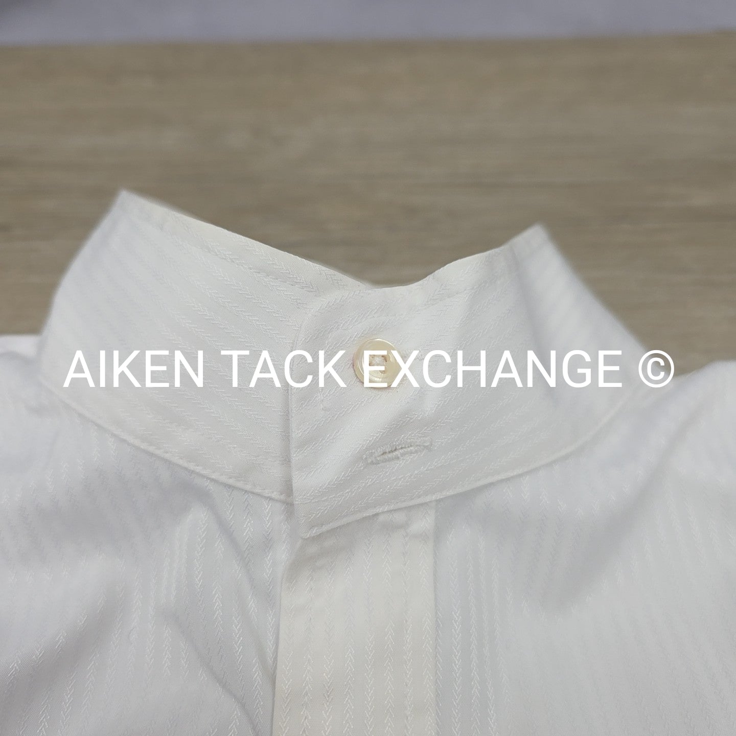 BARGAIN BUNDLE: 1 Beacon Hill, 1 Tailored Sportsman Show Shirt, Size 36