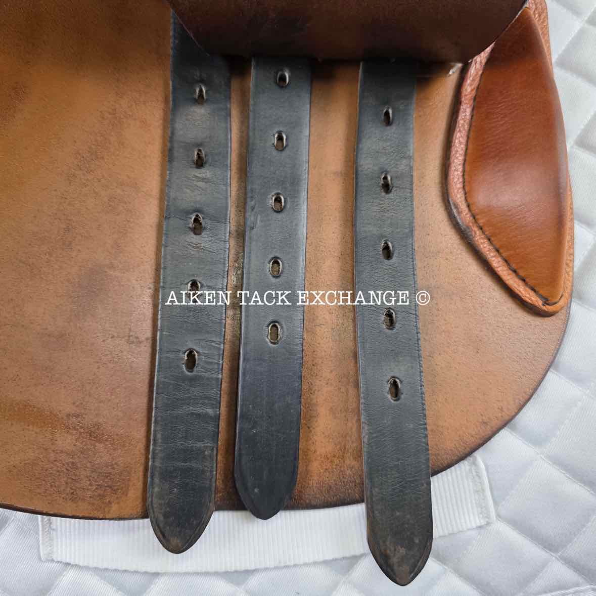 2013 Stubben Portos Deluxe Close Contact Jump Saddle, 17.5" Seat with Biomex, 28cm Tree - Medium, Foam Panels