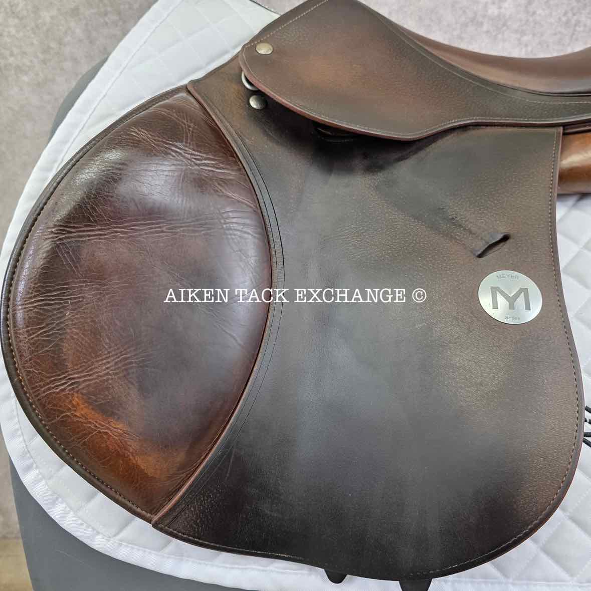 **SOLD** 2013 Meyer Act 1 Close Contact Jump Saddle, 18" Seat, Medium Tree, Foam Panels