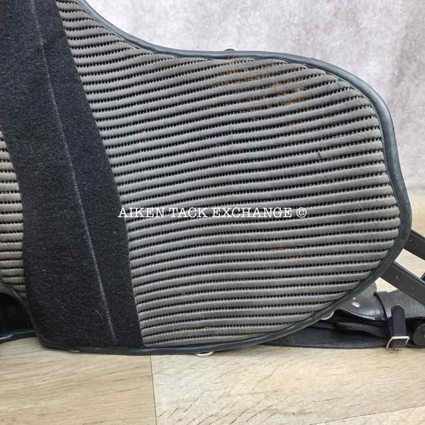 **SOLD** Freeform Lightweight Treeless Classic Trail Endurance Saddle, 17" Seat