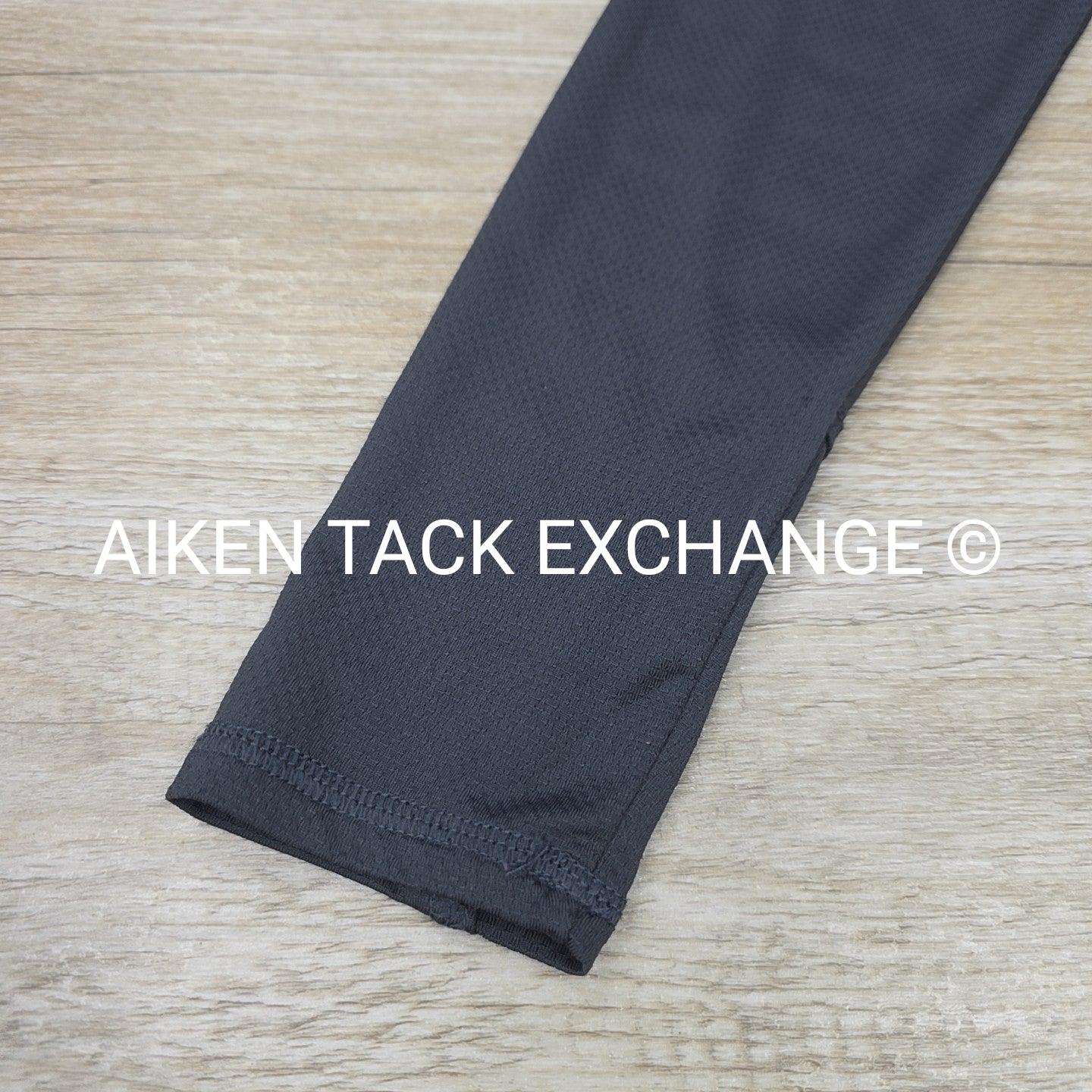 Danskin Now Long Sleeve Top, Size Medium