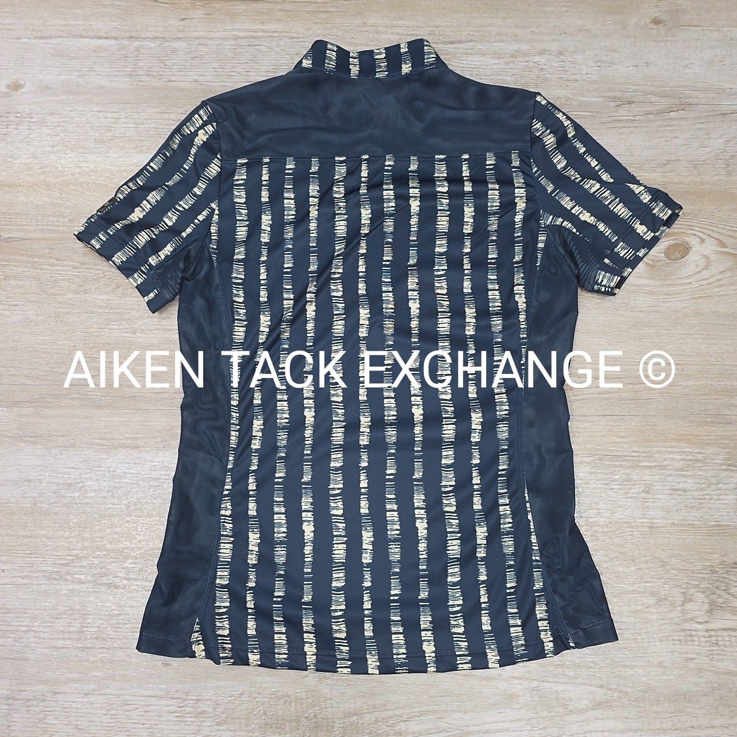 FITS Short Sleeve Sun Shirt, Size Medium