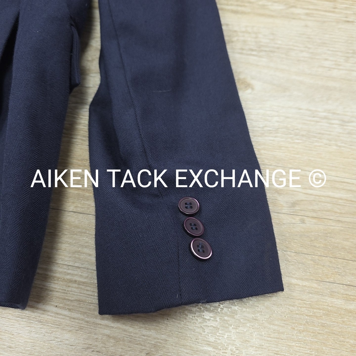 Platinum Show Coat, Size 10