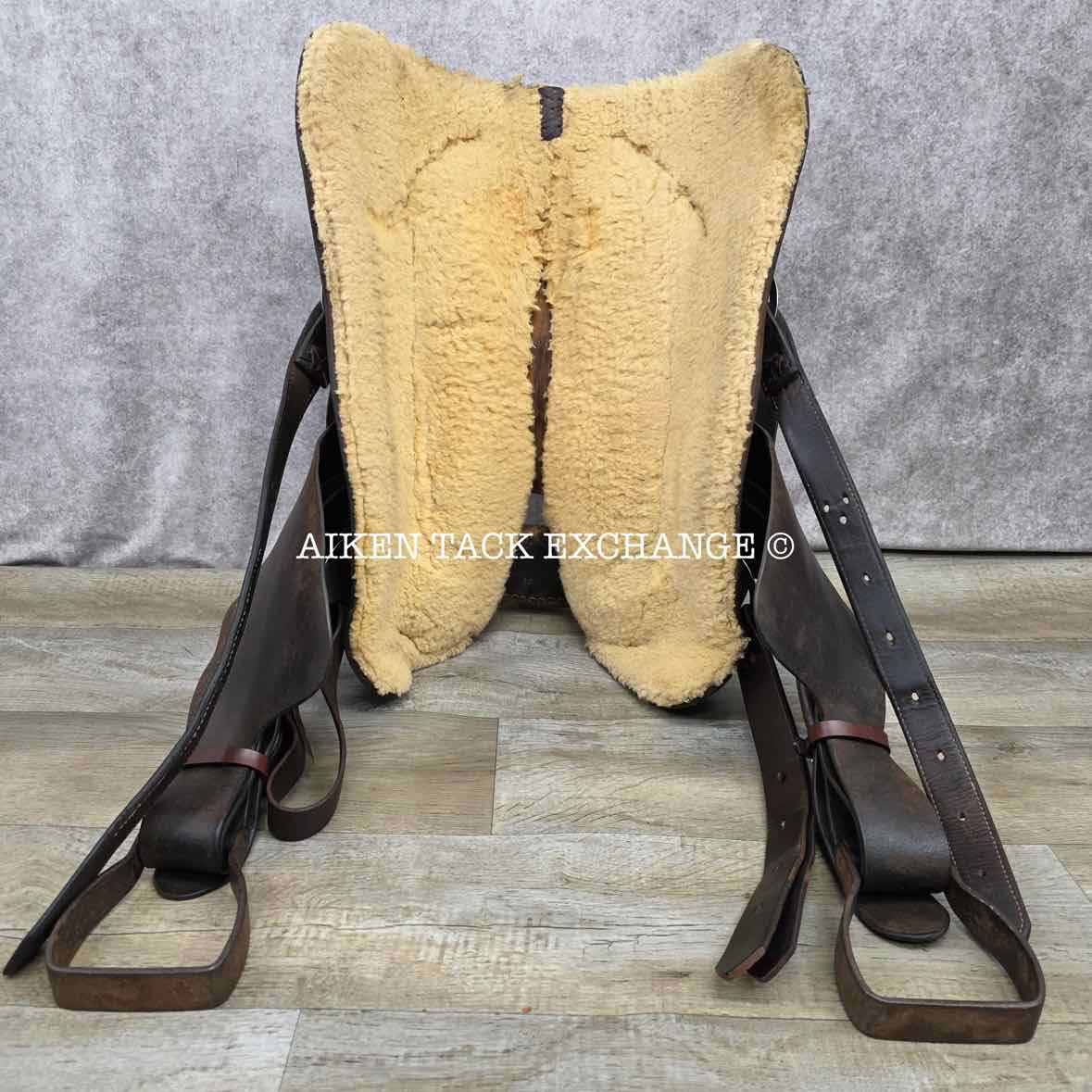Roping Western Saddle, 15" Seat, Wide Tree - Full QH Bars, Weighs Approximately 49 lbs