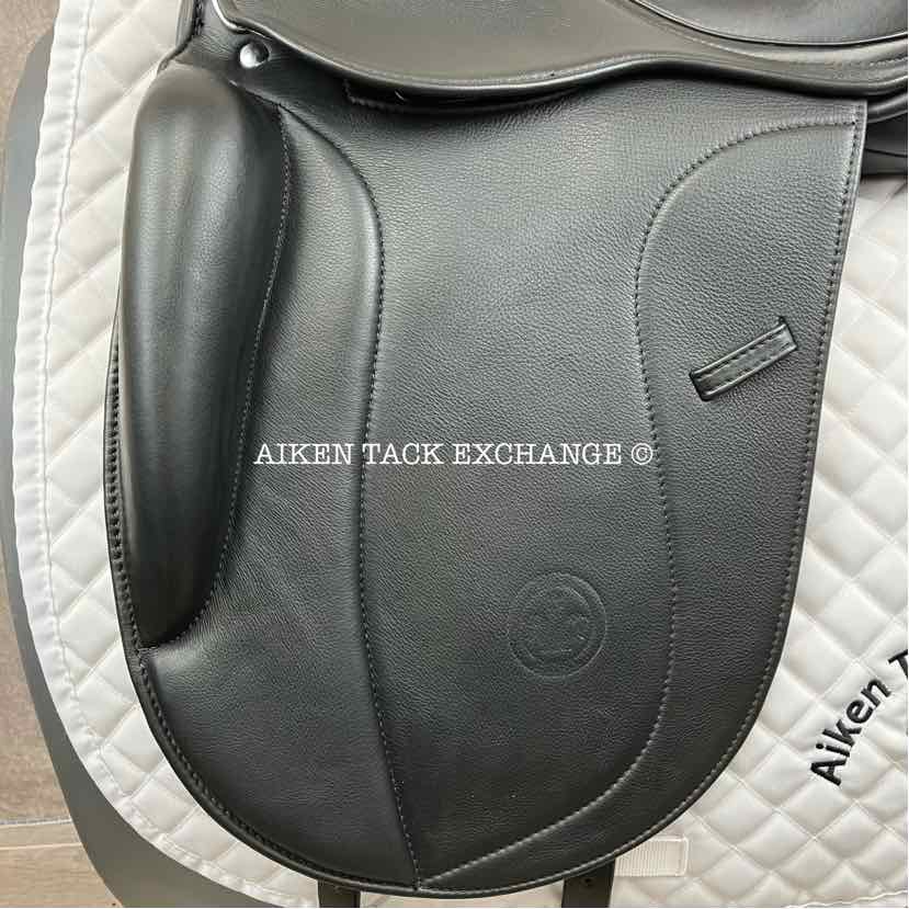 2024 Sella Soleil Passagio Dressage Saddle, 17" Seat, MW/W Tree, Wool Flocked Panels