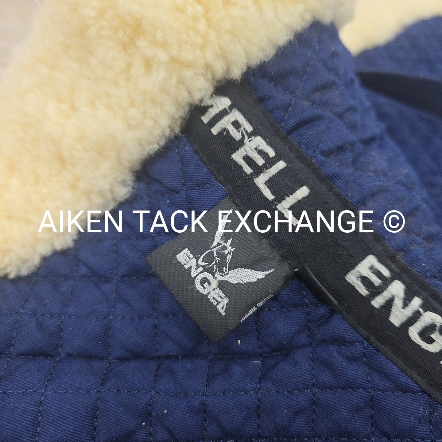 Engel Lammfell Contour Dressage Saddle Pad with Full Rolled Edges