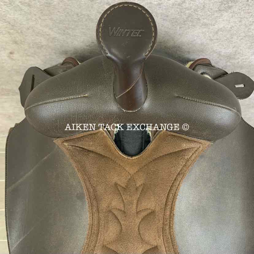 Wintec Western Saddle, 17" Seat, Regular Tree - Semi QH Bars