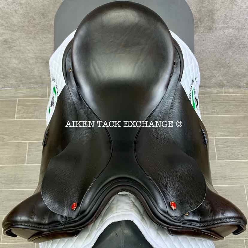 **SOLD** 2007 Albion SL Dressage Saddle, 17.5" Seat, Wide Tree, Wool Flocked Panels