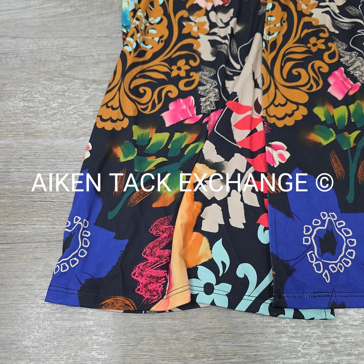 Venus Short Sleeve Dress, Size Medium
