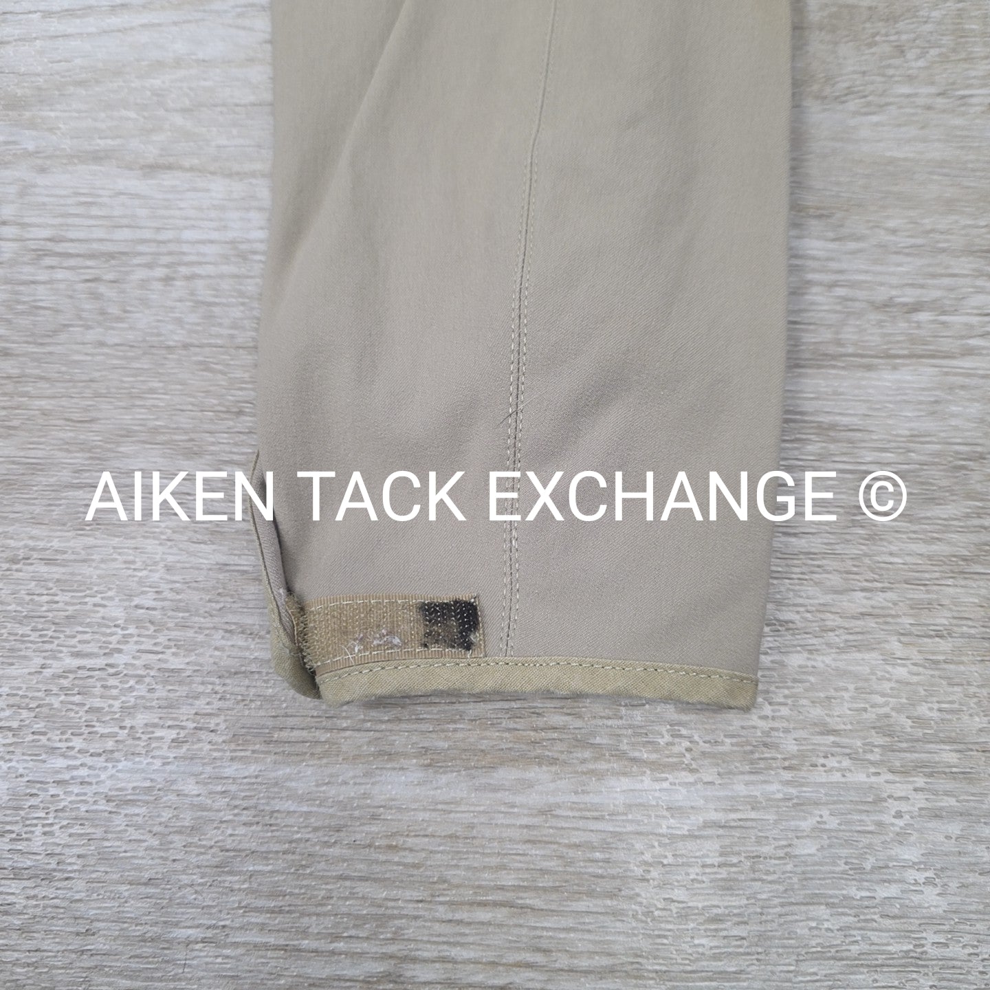 Tailored Sportsman Trophy Hunter Knee Patch Breeches, Size 28