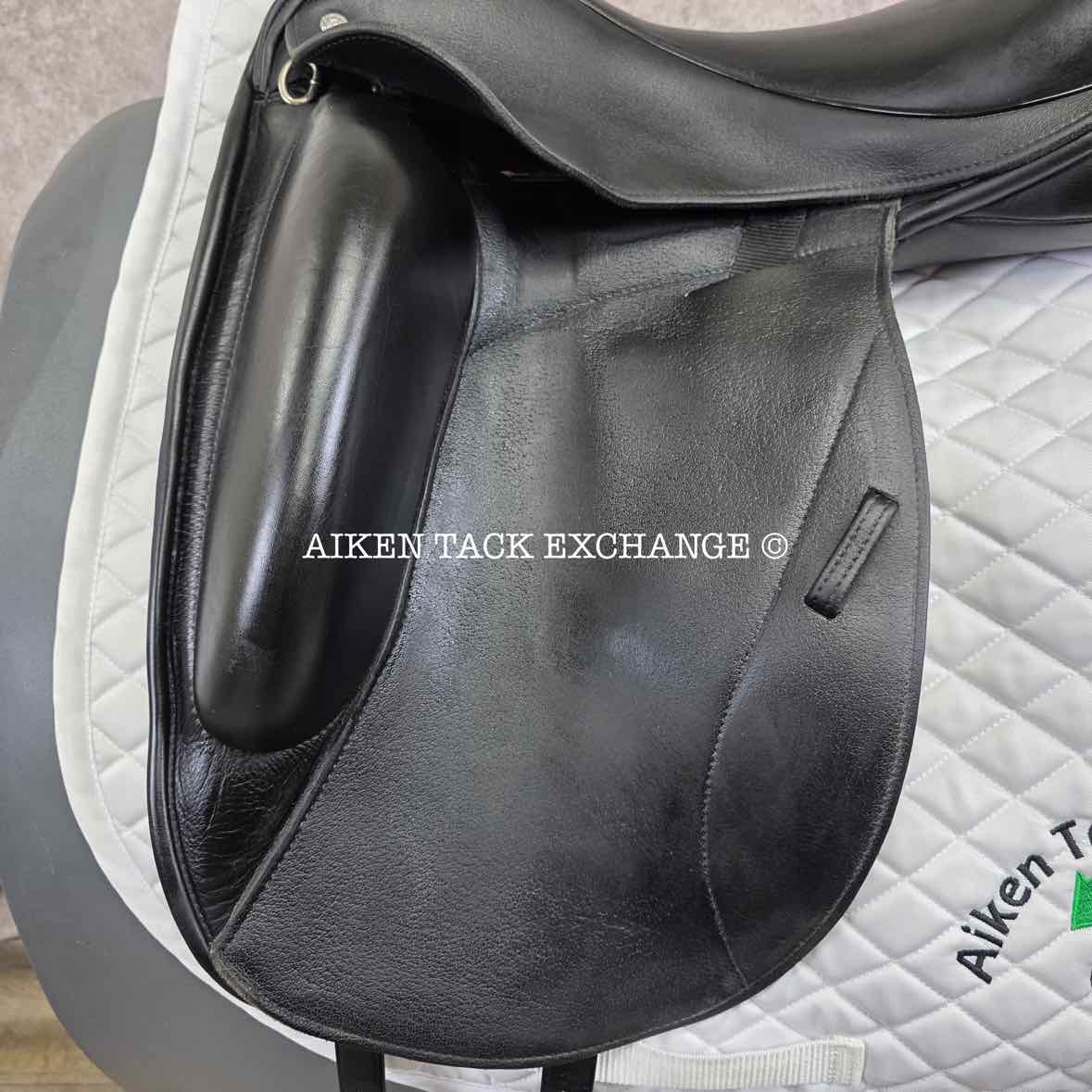 2020 Custom Saddlery Icon Flight Monoflap Dressage Saddle, 17" Seat, Adjustable Tree, Wool Flocked Panels