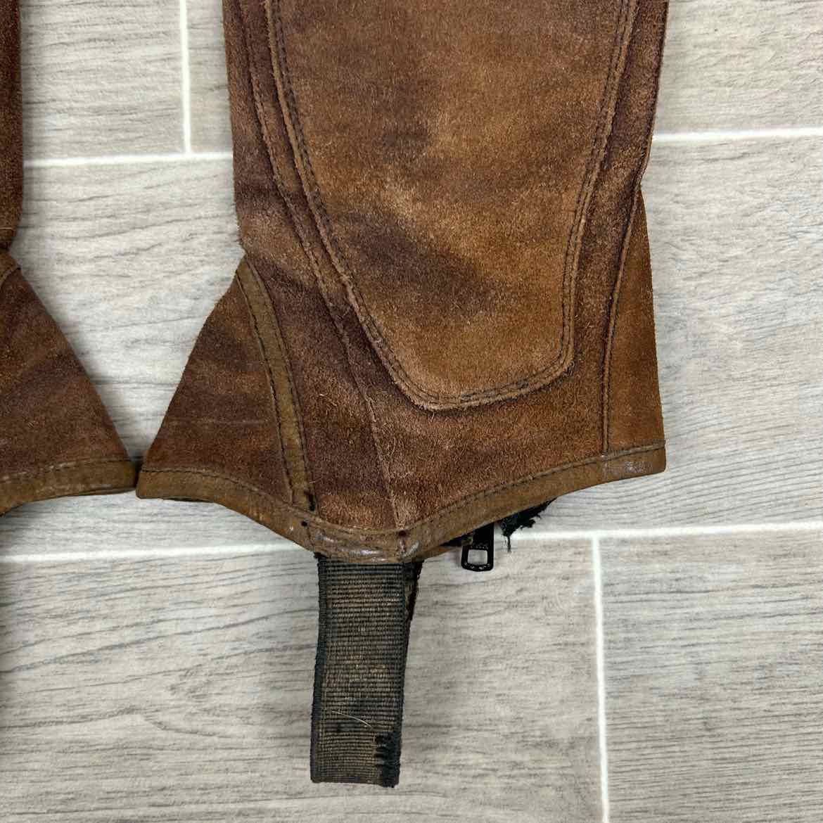 Ariat All Around II Suede Half Chaps, Size Child's Large