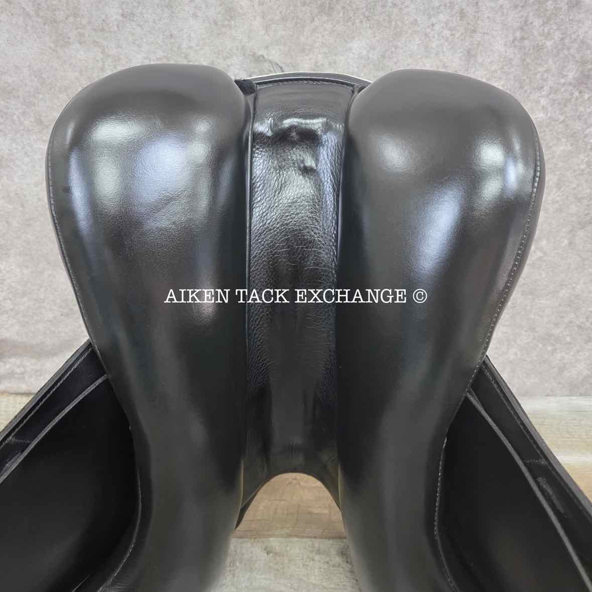 2018 Kentaur Ithaka AP Dressage Saddle, 18" Seat, Wide Tree, Wool Flocked Panels