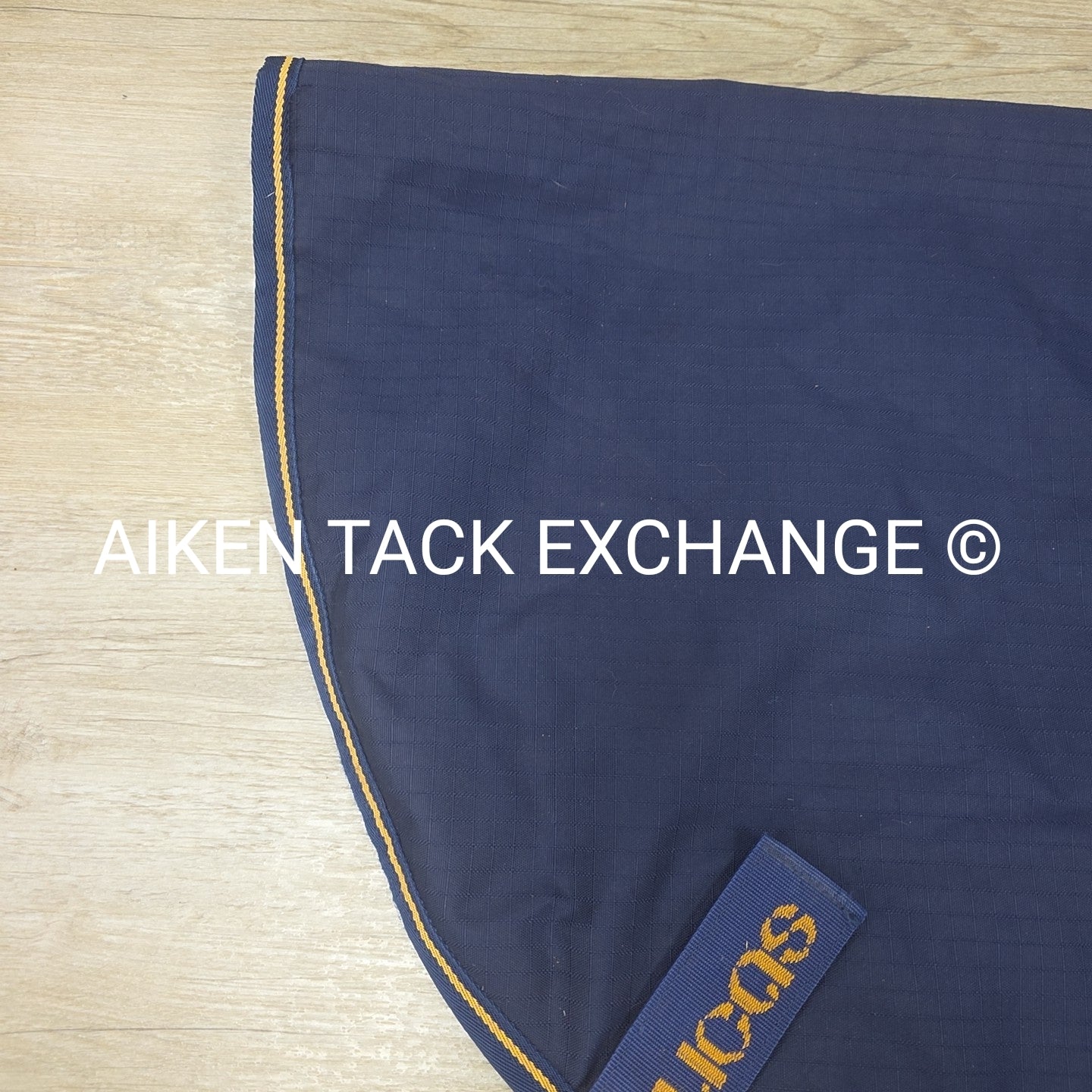 Bucas Lightweight Irish Turnout Blanket with Neck Cover, 78"