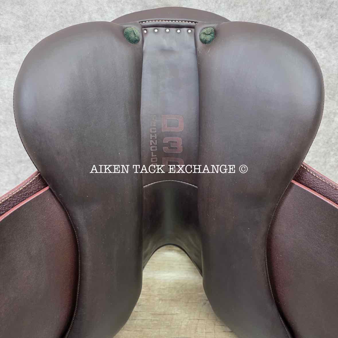 2022 Devoucoux Biarritz K Close Contact Jump Saddle, 15" Seat, 00K Flap, MW Tree, D3D Panels, Full Buffalo Leather