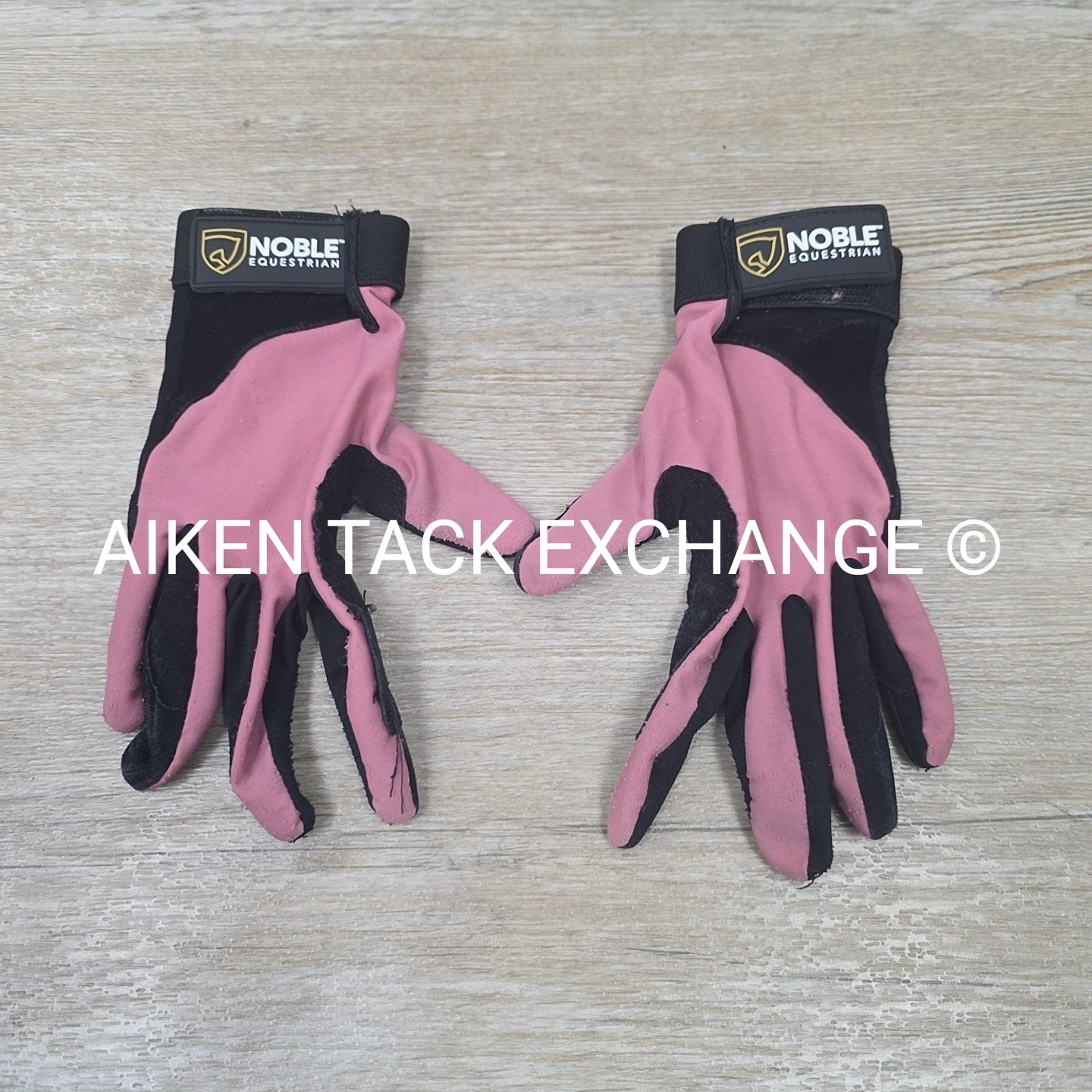 Noble Equestrian Gloves, Youth 6