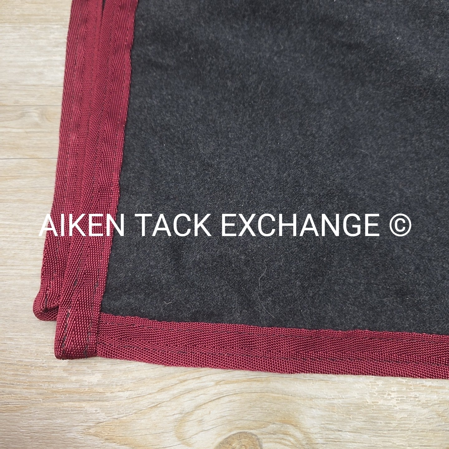 Triple Crown Wool Cooler, 90 x 96