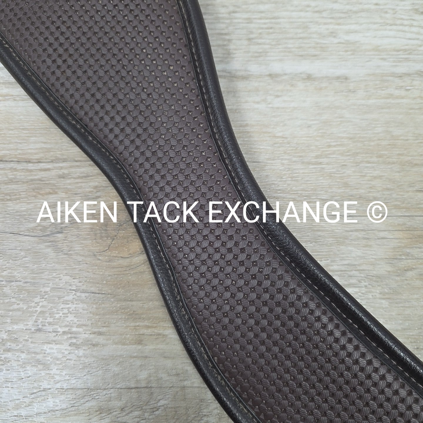 Total Saddle Fit Anatomic Shoulder Relief Girth, Brown, 50"