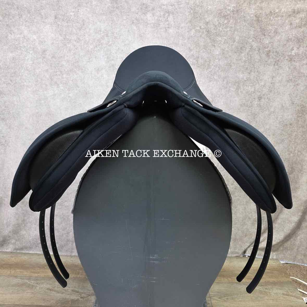 2022 Wintec Lite Wide All Purpose D'Lux Saddle with HART, 17.5" Seat, Adjustable Tree - Changeable Gullet, CAIR Panels