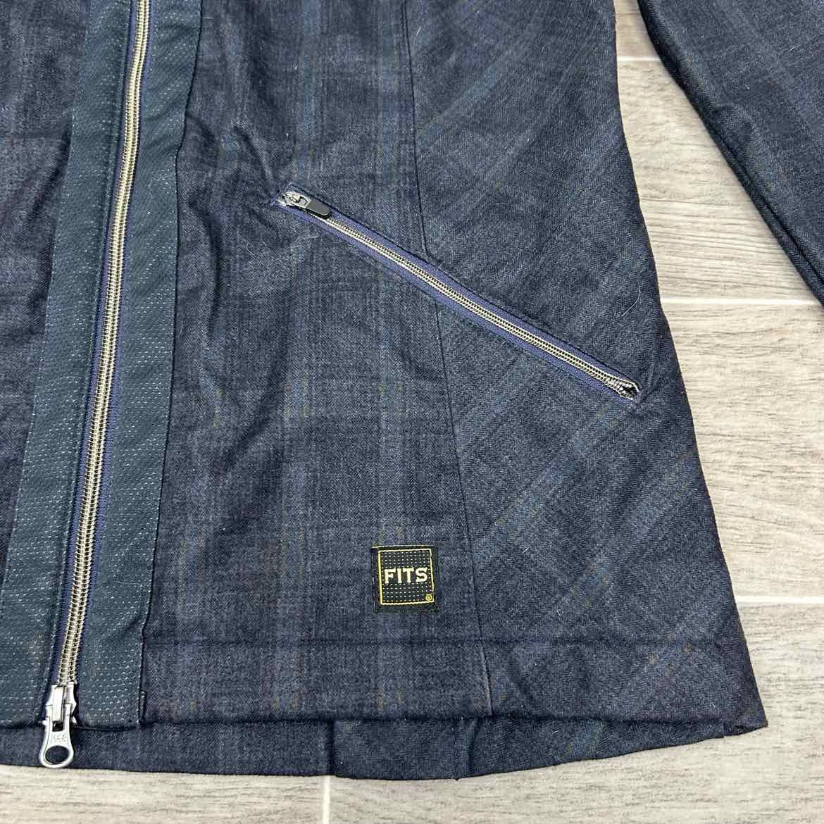 FITS Light Weight Jacket, Size Small