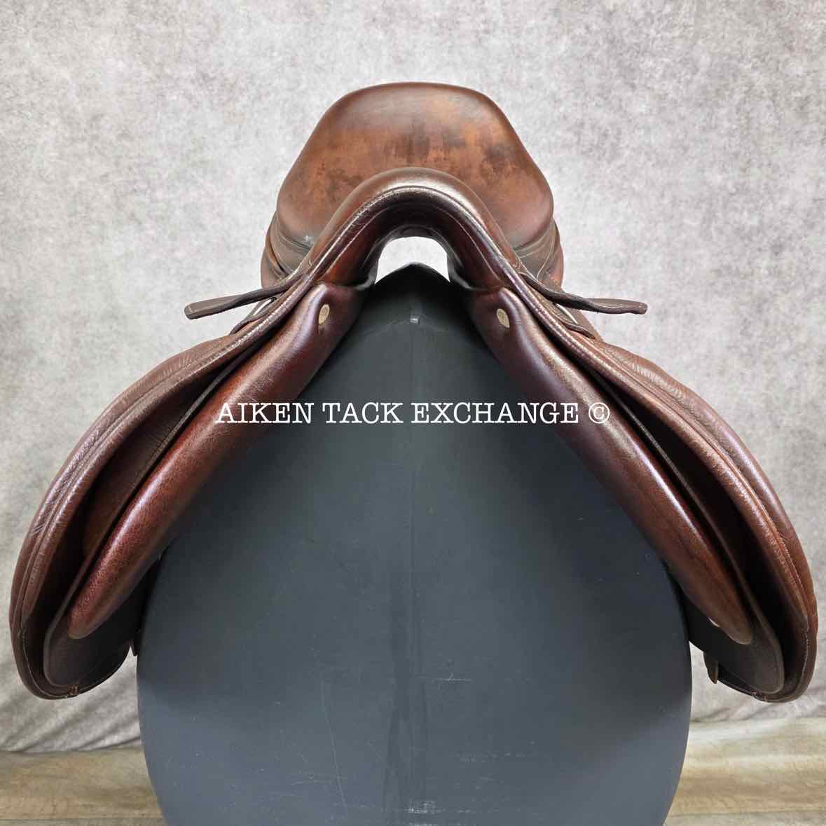 2012 Antares Comfort Close Contact Jump Saddle, 17" Seat, 2N Flap, Medium Wide Tree, Foam Panels