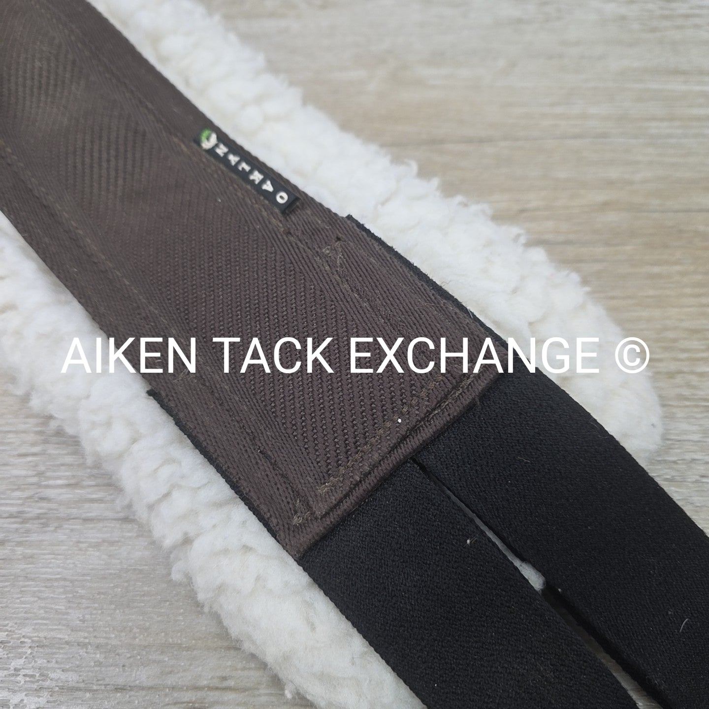 Oaklyn Removable Fleece Double End Elastic Girth, Brown, Size 40"