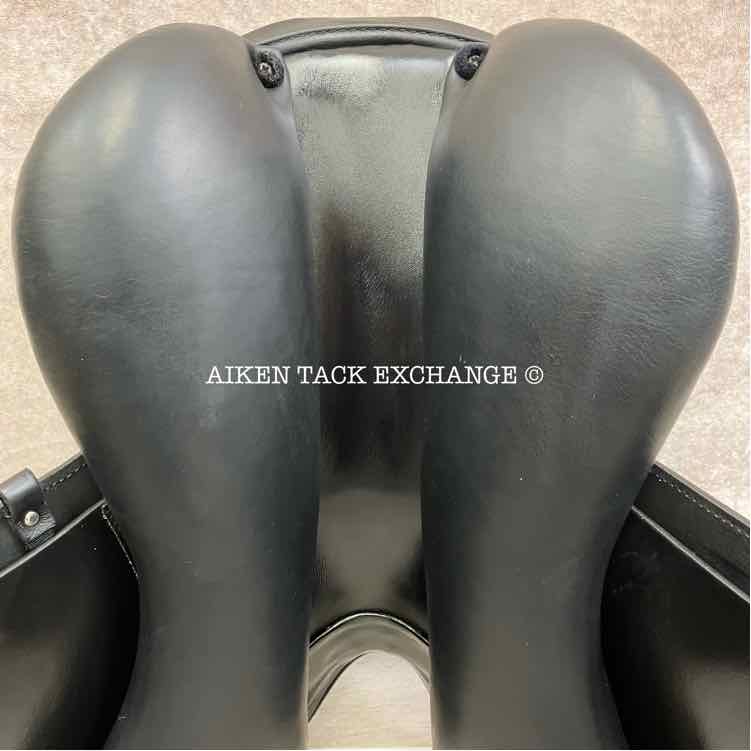 **On Trial** 2022 Prestige Lucky Idol Dressage Saddle, 16" Seat, Short Flap, 33 Tree - Medium, Wool Flocked Panels
