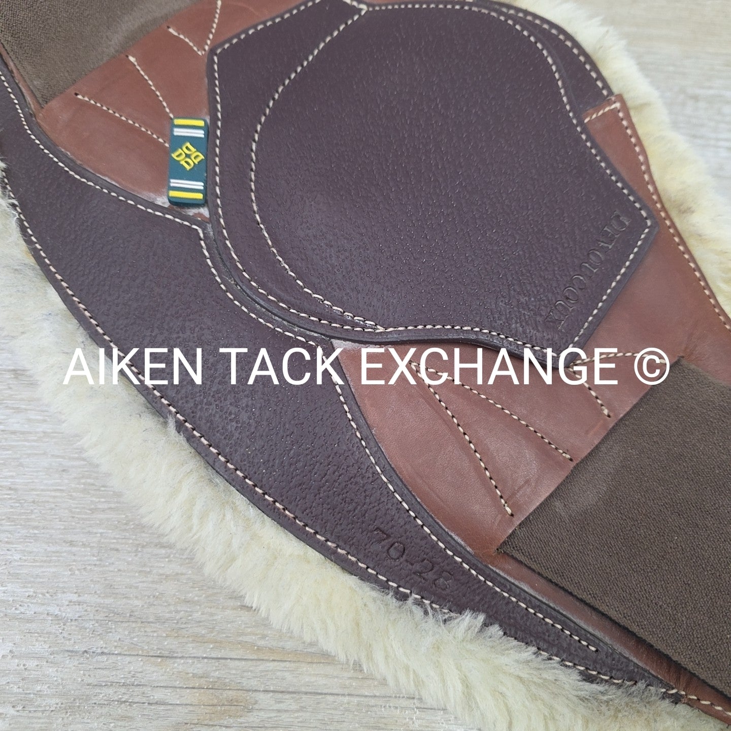 Devoucoux Makila Girth with Artificial Sheepskin Lining, Brown, 28"