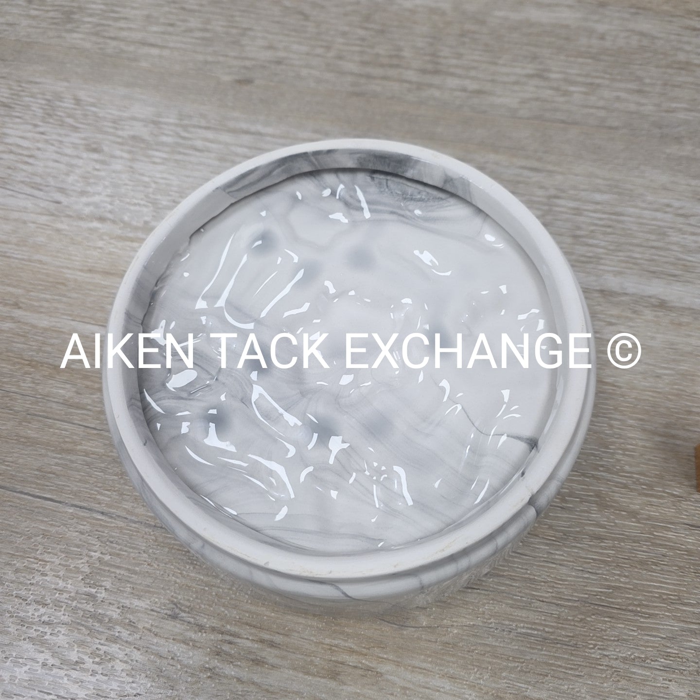 Elevated Ceramic Pet Feeder