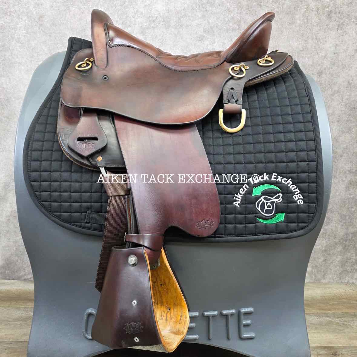 2005 Tucker 159 Endurance Trail Saddle, 16.5" Seat, Medium Tree - Semi QH Bars