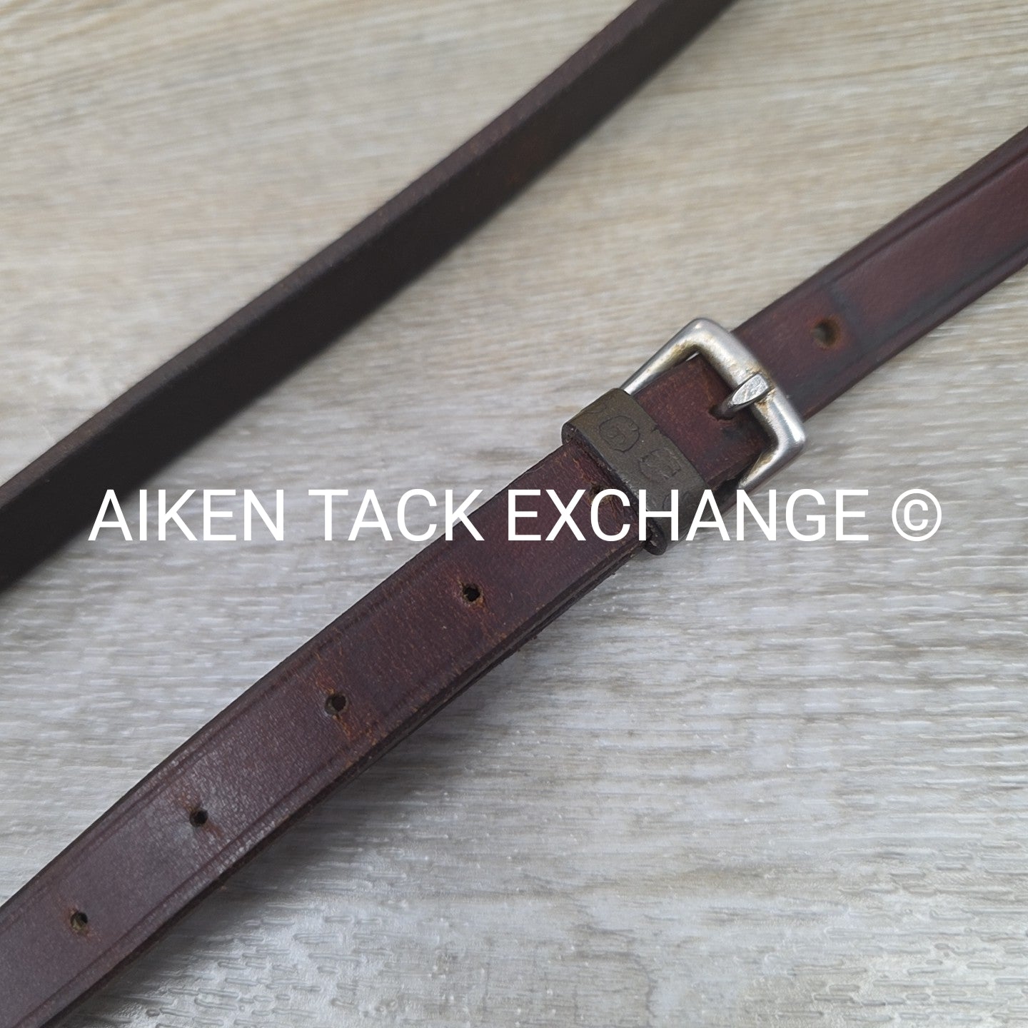 BARGAIN BUNDLE: Stubben Bradoon Hanger & Neck Strap, Brown