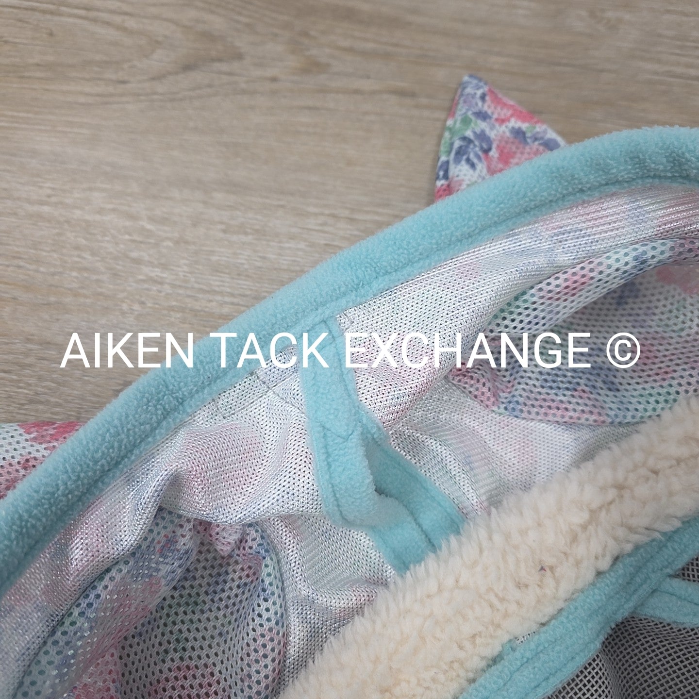 SmartPak Deluxe Patterned Fly Mask with Ears and Nose, Size Full