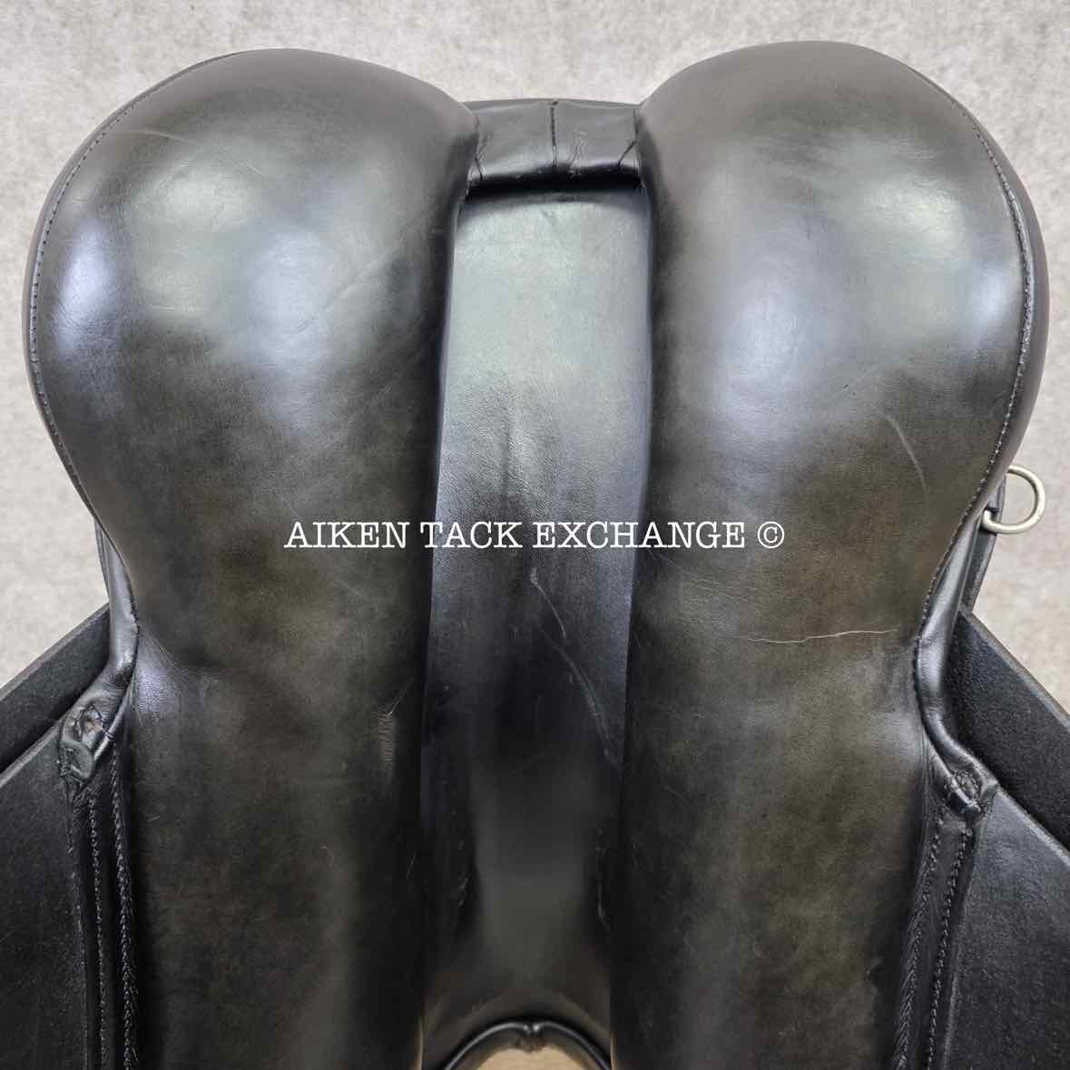 1999 County Eventer All Purpose Saddle, 17.5" Seat, Medium Tree, Wool Flocked Panels