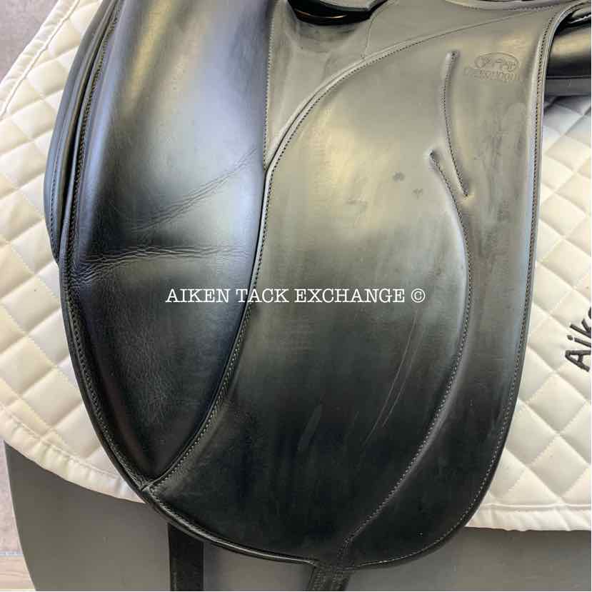 2016 Devoucoux Makila Lab Monoflap Dressage Saddle, 18" Seat, 3A Flap, Medium Wide Tree, Foam D3D Panels, Buffalo Leather