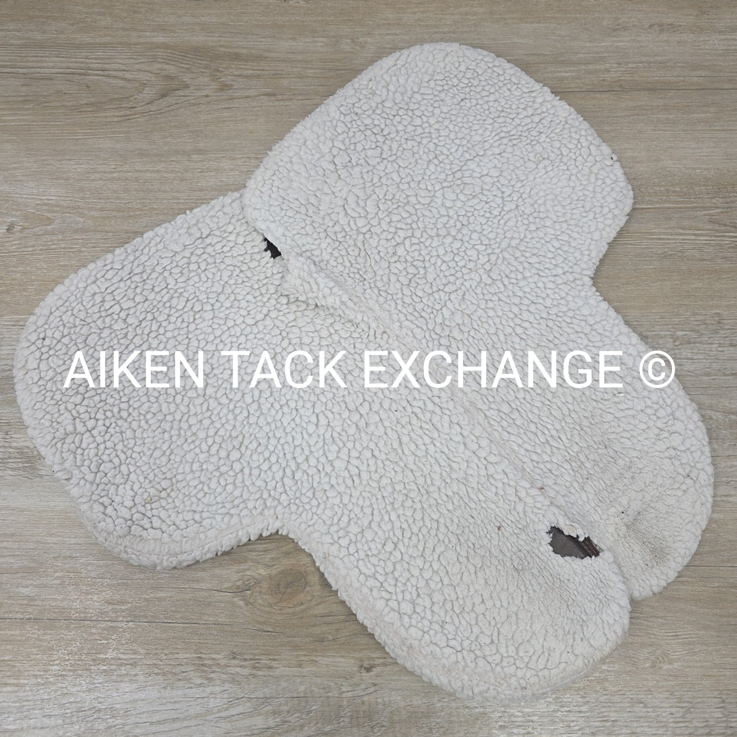 SaddleRight English Glove Leather Half Pad with Fleece Cover