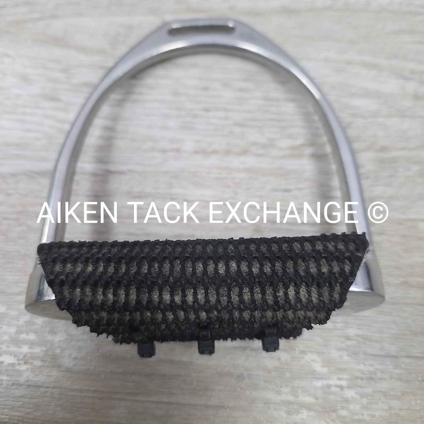 Fillis Stirrup Irons with Super Comfort Pads, 4.5"