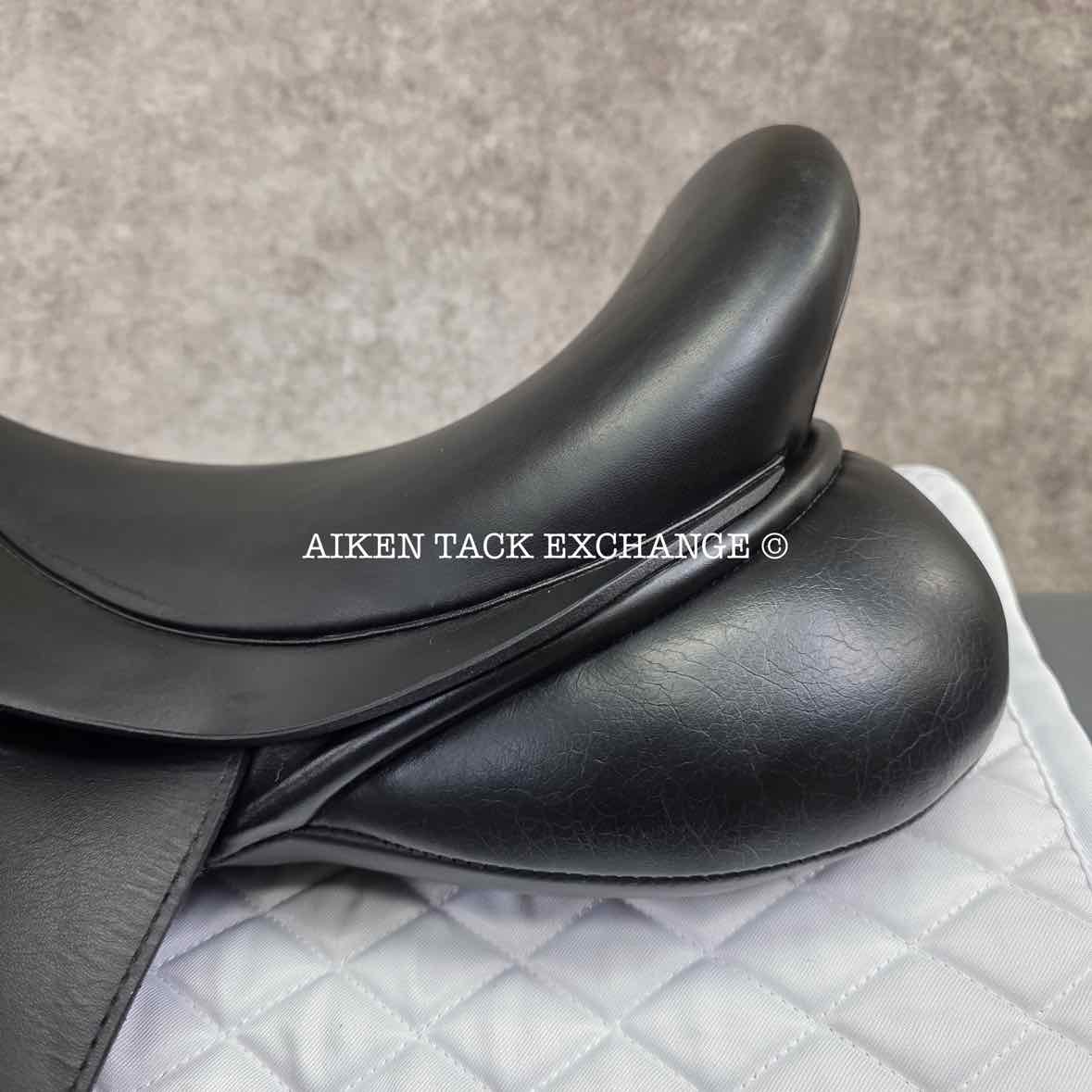 2015 Custom Saddlery Signature Steffen's Advantage Monoflap Dressage Saddle, 18" Seat, Adjustable Tree, Wool Flocked Panels