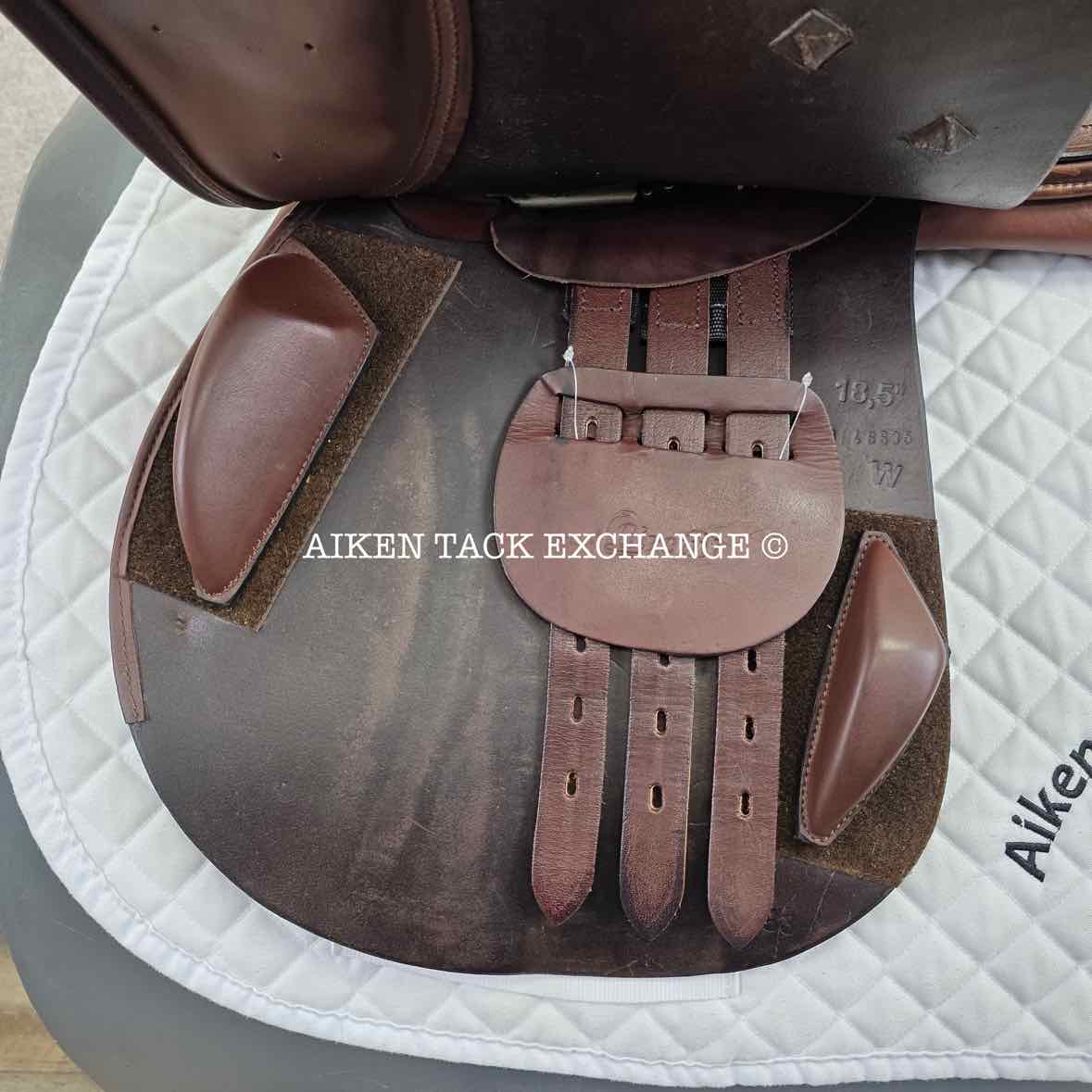 Circuit by Dover Saddlery Jump Saddle, 18.5" Seat, Wide Tree, Foam Panels
