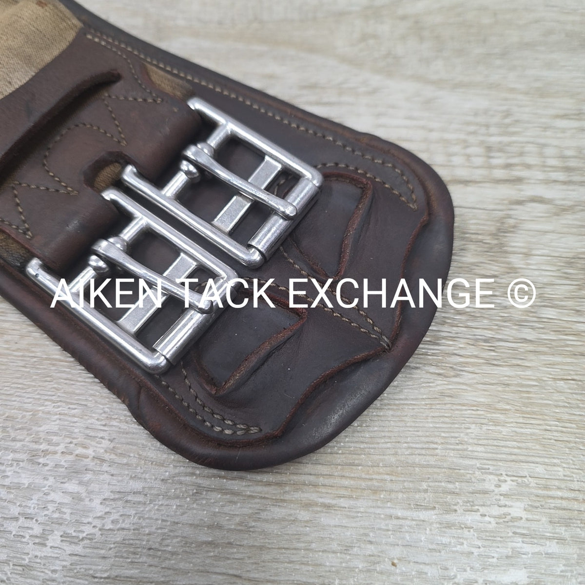 Devoucoux V-Strap Girth, Brown, 24" (has blemishes)