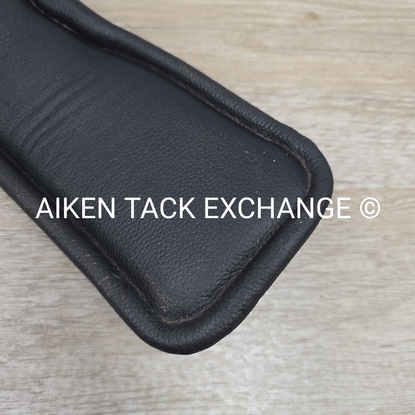 Kentaur Geneva Anatomic Dressage Girth, Black, 65 cm (26 in)