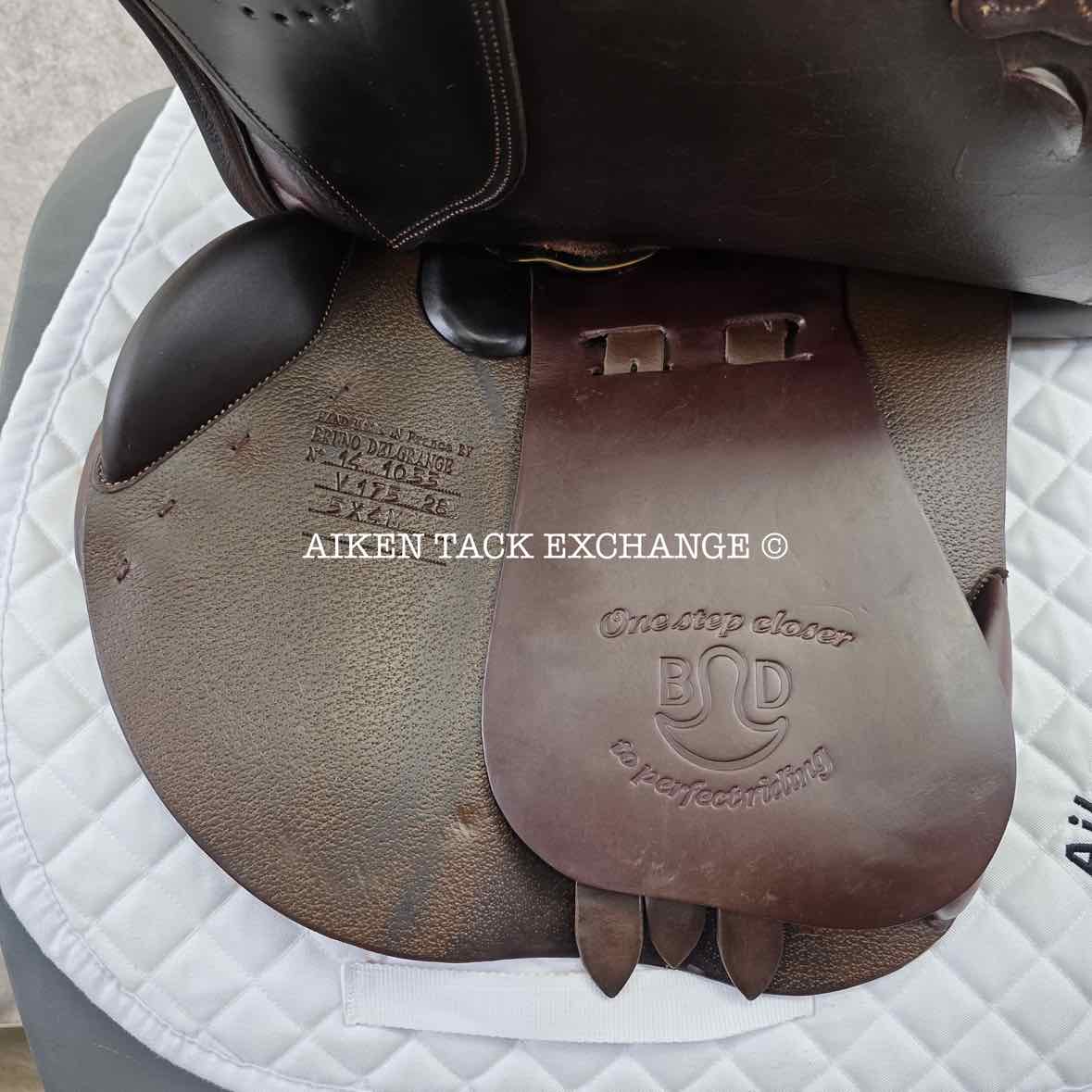 **SOLD** 2014 Bruno Delgrange Virtuose Jump Saddle, 17.5" Seat, 5X Flap, Medium Tree, Foam Panels