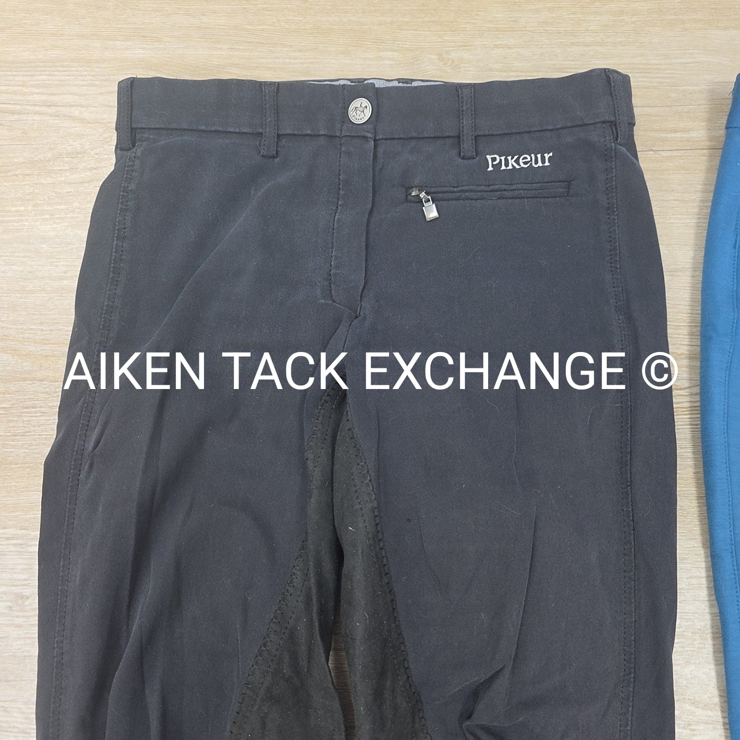 BARGAIN BUNDLE: SmartPak Silicone Grip Full Seat Breeches & Pikeur Knee Patch, S