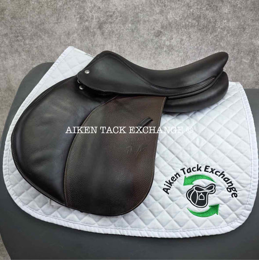 2022 Voltaire Palm Beach Close Contact Jump Saddle, 16.5" Seat, 2AA Flap, Medium Wide Tree, PRO Panels