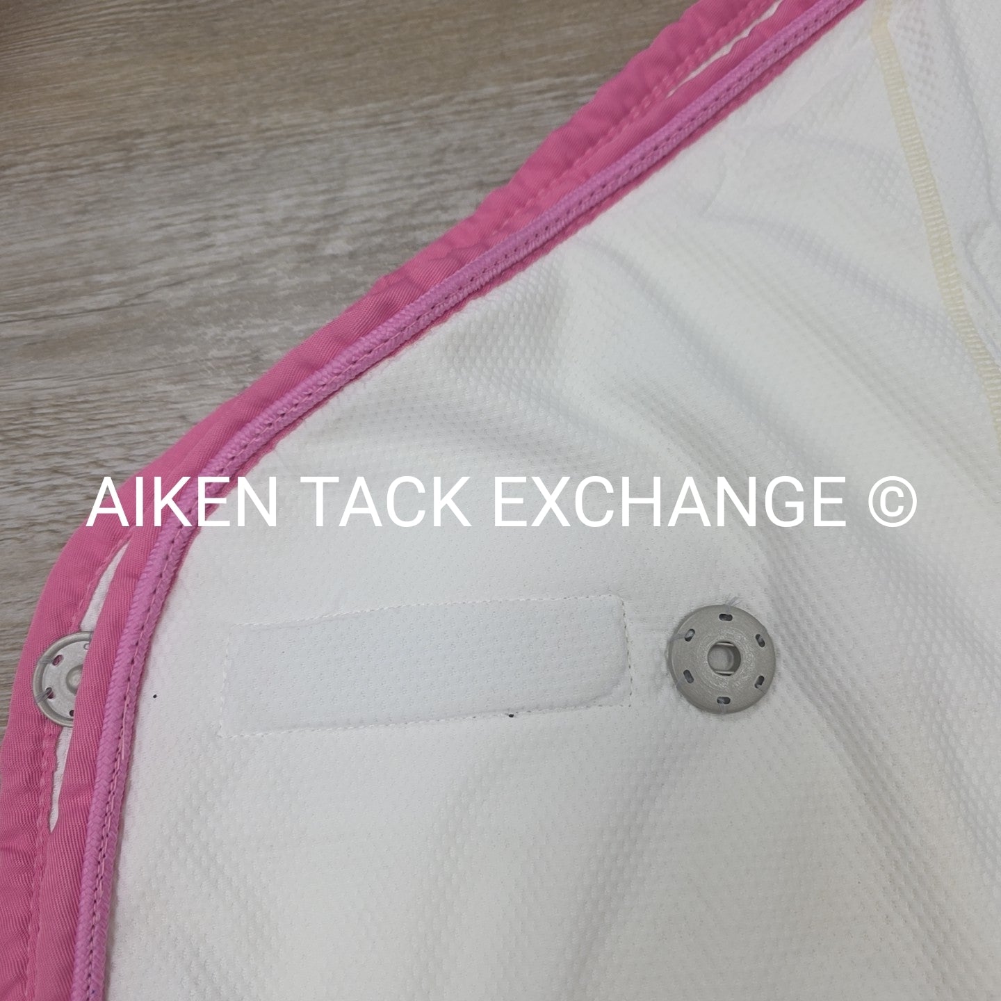 Fenwick Equestrian Pop Star Dress Sheet Sporty Cooler, 68"