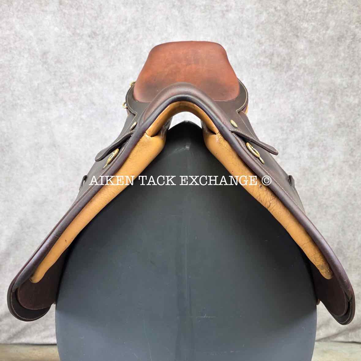 Collegiate Close Contact Saddle, 15" Seat, Medium Tree, Foam Panels